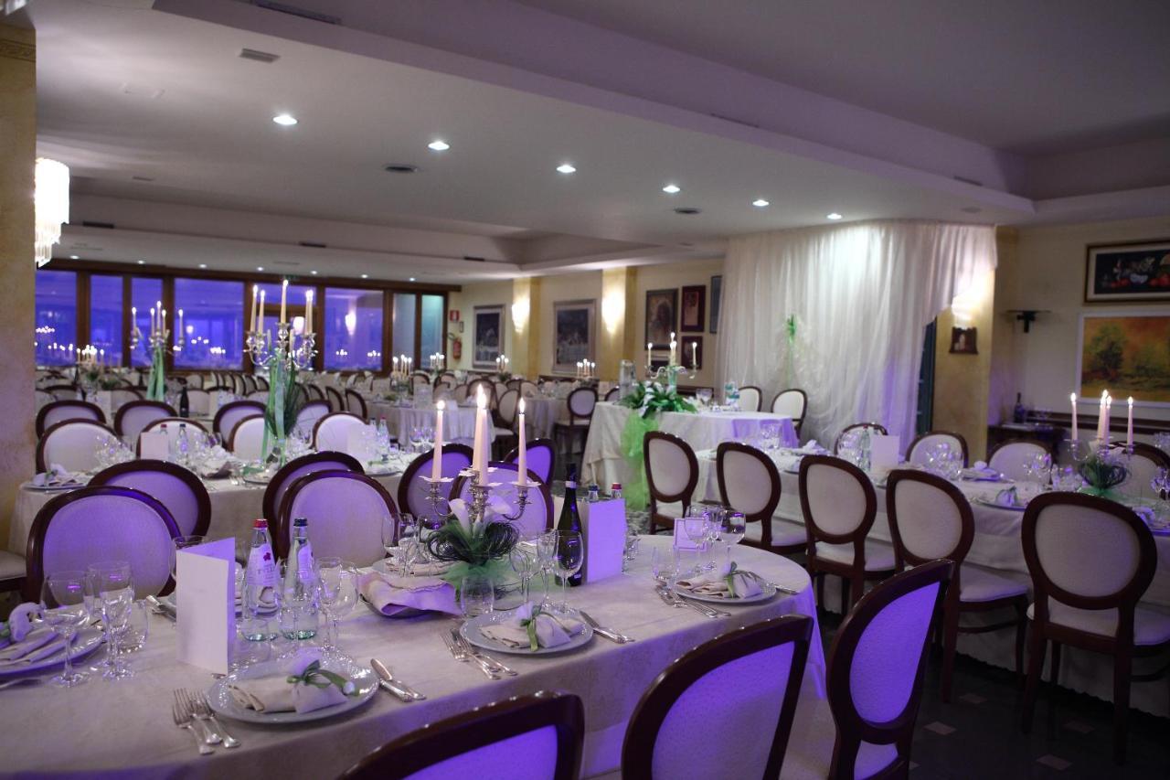 Hotel Tetto Delle Marche - Ristorante Dei Conti Cingoli Extérieur photo